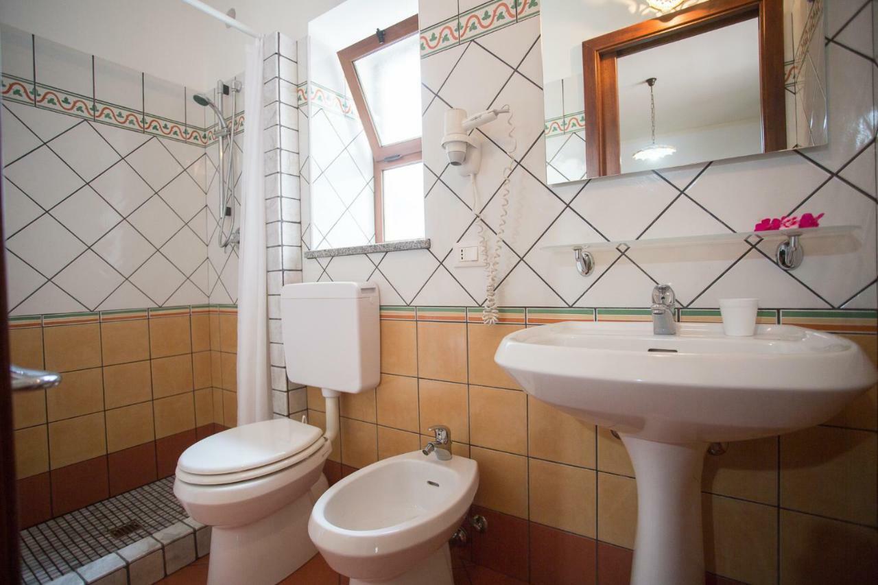 Diana Brown B&B Affittacamere リーパリ エクステリア 写真